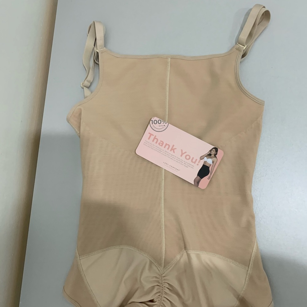 Shapewear - Picture 2 of 6